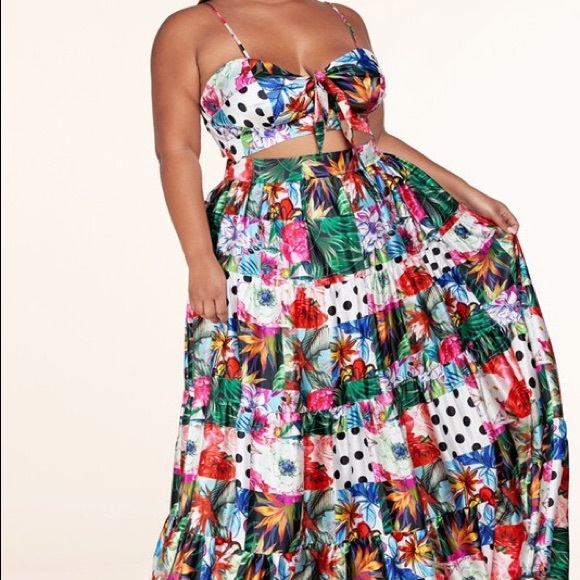 L'ATISTE Dresses & Skirts - LATISTE Plus Size Print Party Lace-Up Back Maxi Skirt Two Piece Set